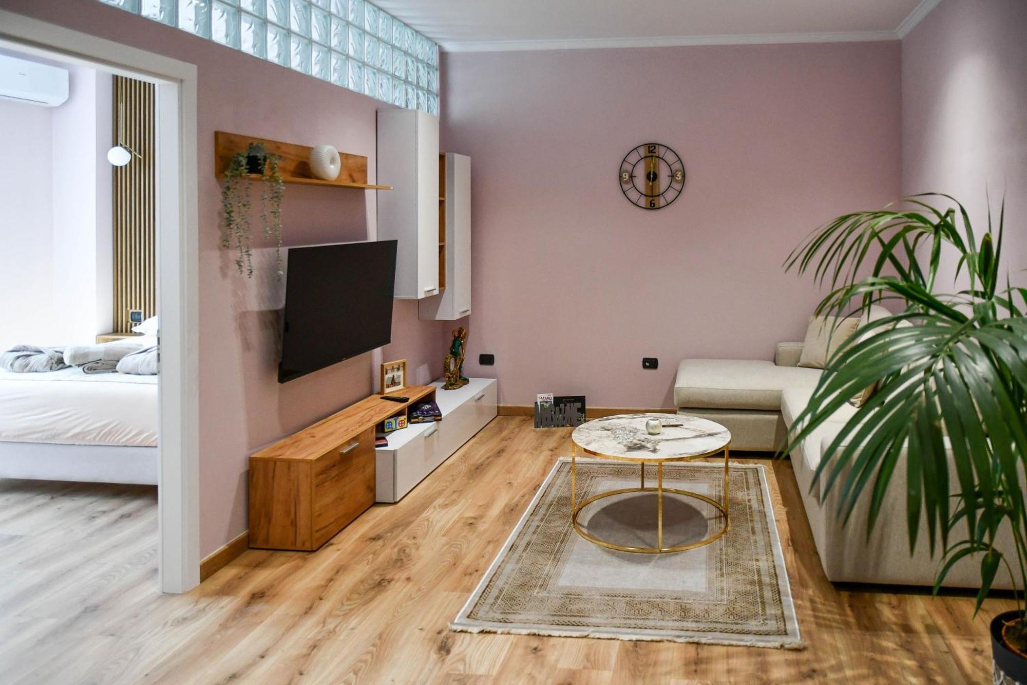 Hata Luxury Apartments Shkoder Luaran gambar