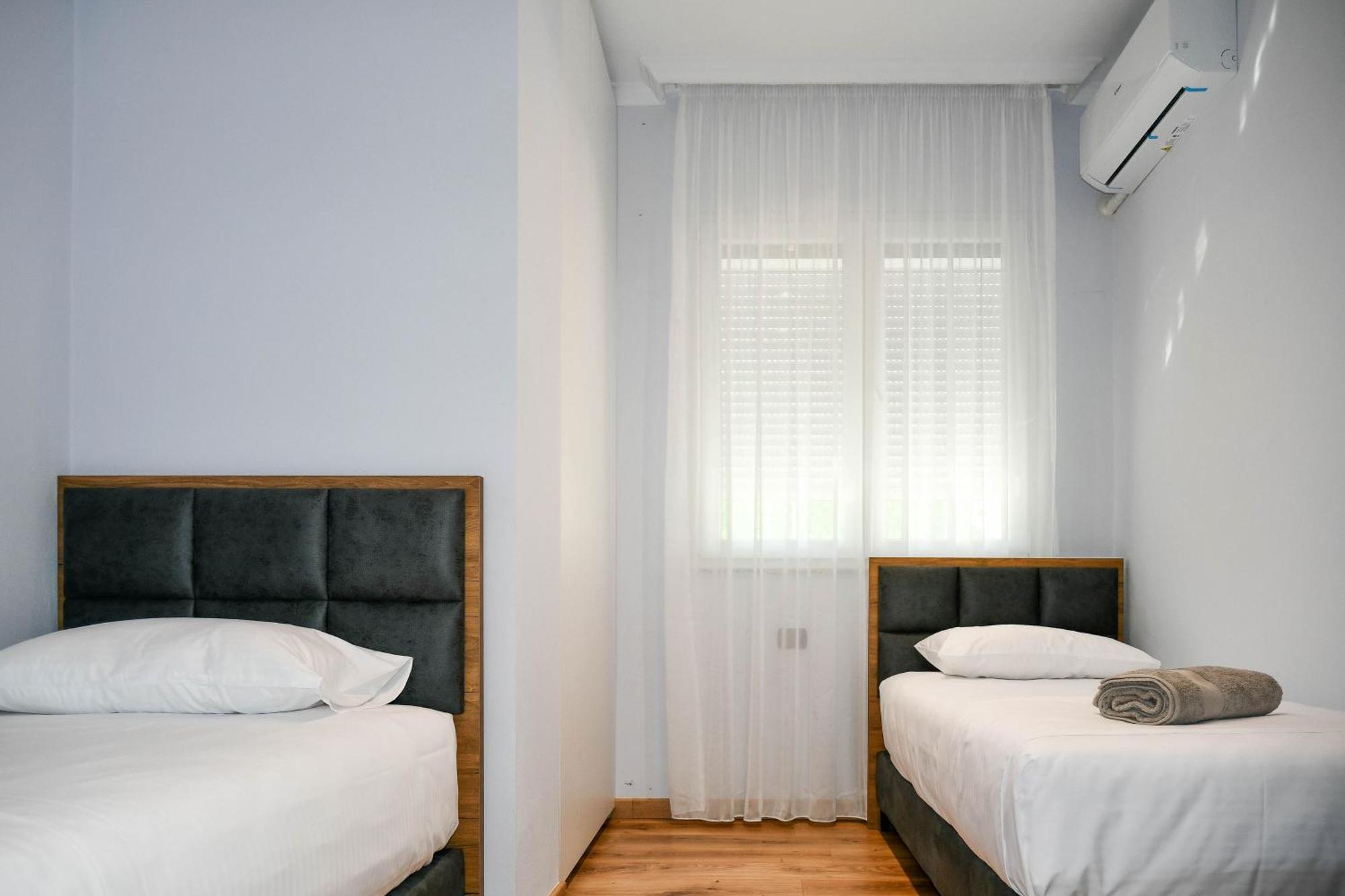 Hata Luxury Apartments Shkoder Luaran gambar